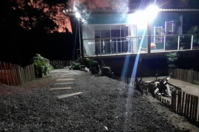 Linda casa em praia do Puruba